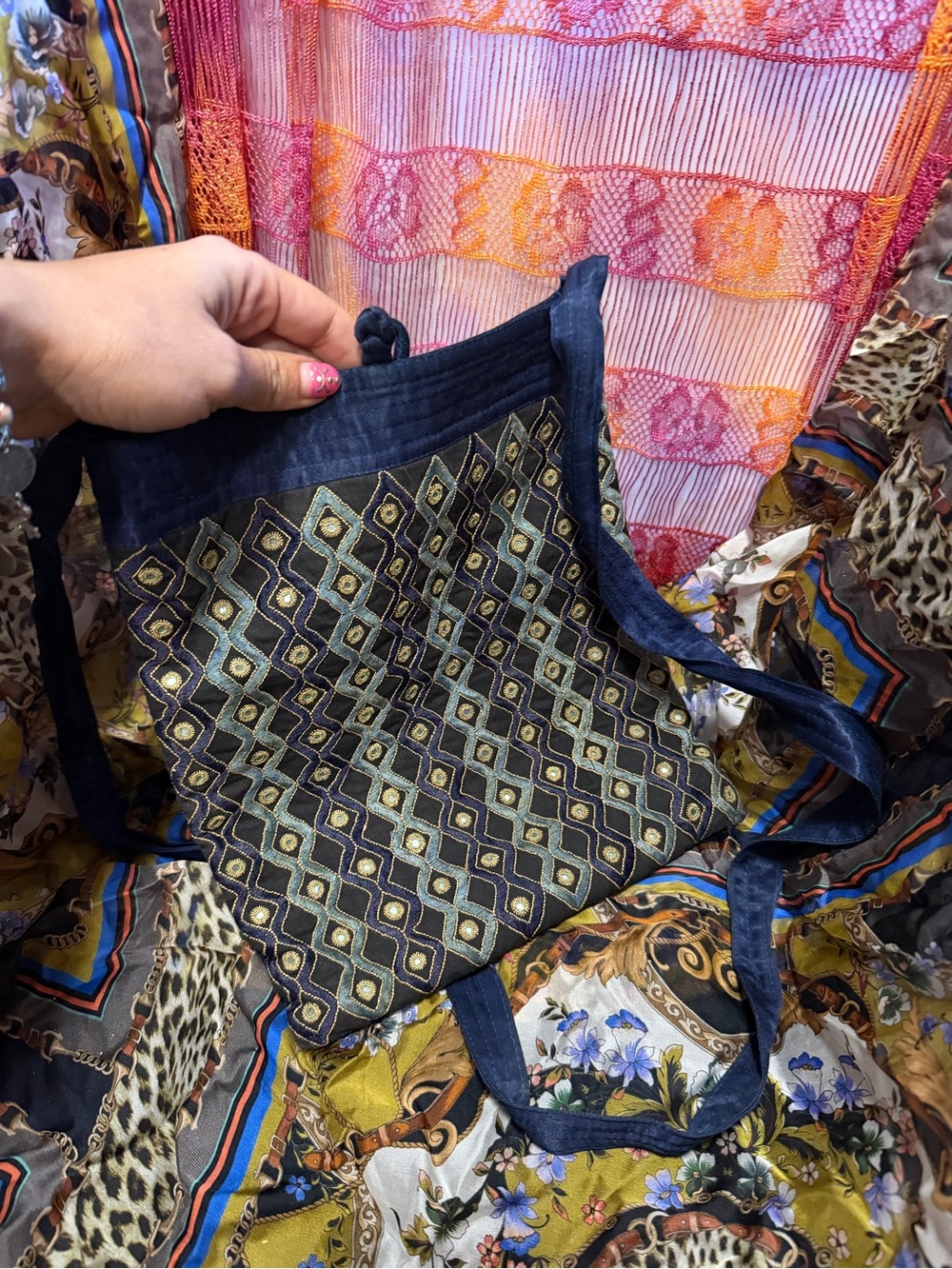 Sony Costumes Embroidered Navy Diamond-Pattern Crossbody Tote